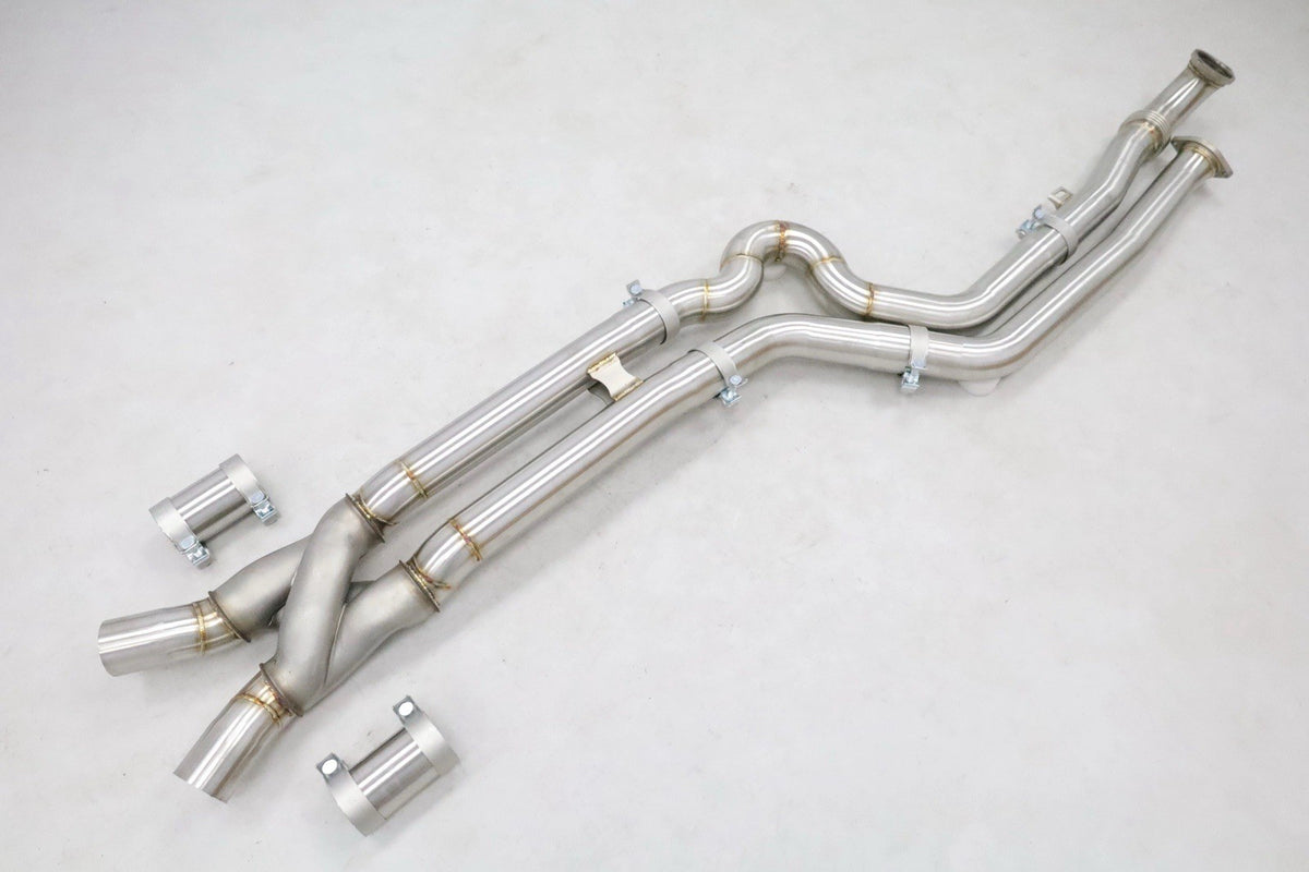 S58 GT4 mid-pipe view 4