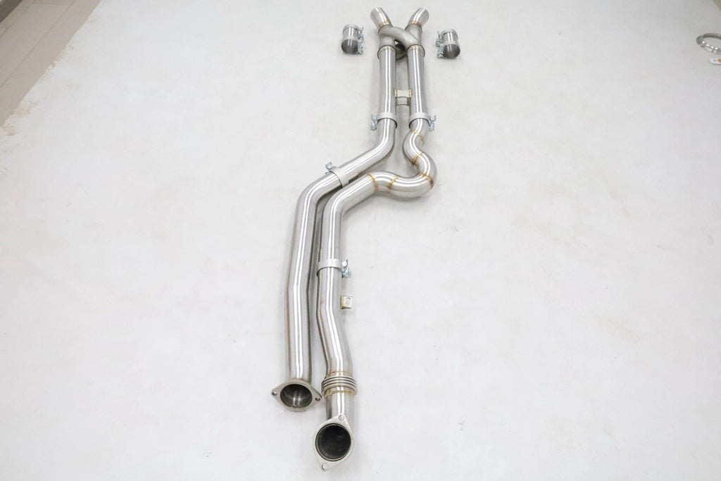 S58 GT4 style mid-pipe